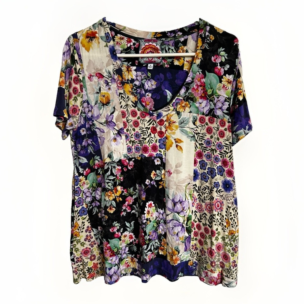 Johnny Was Sky Flower Favorite Short Sleeve V-Neck Swing Tee Shirt Size M